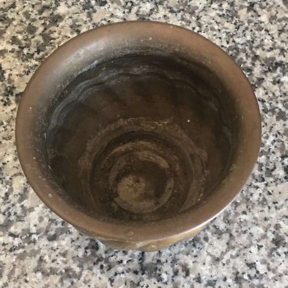 Antique Brass Ripple Effect Planter - Picture 6 of 6